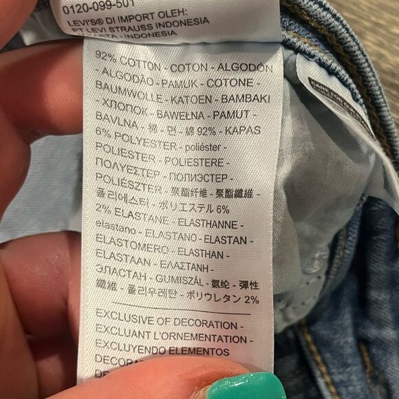 Levi's Womens 711 Skinny Jeans Mid Rise Distressed Denim Light Wash Blue Size 30 - Picture 8 of 12